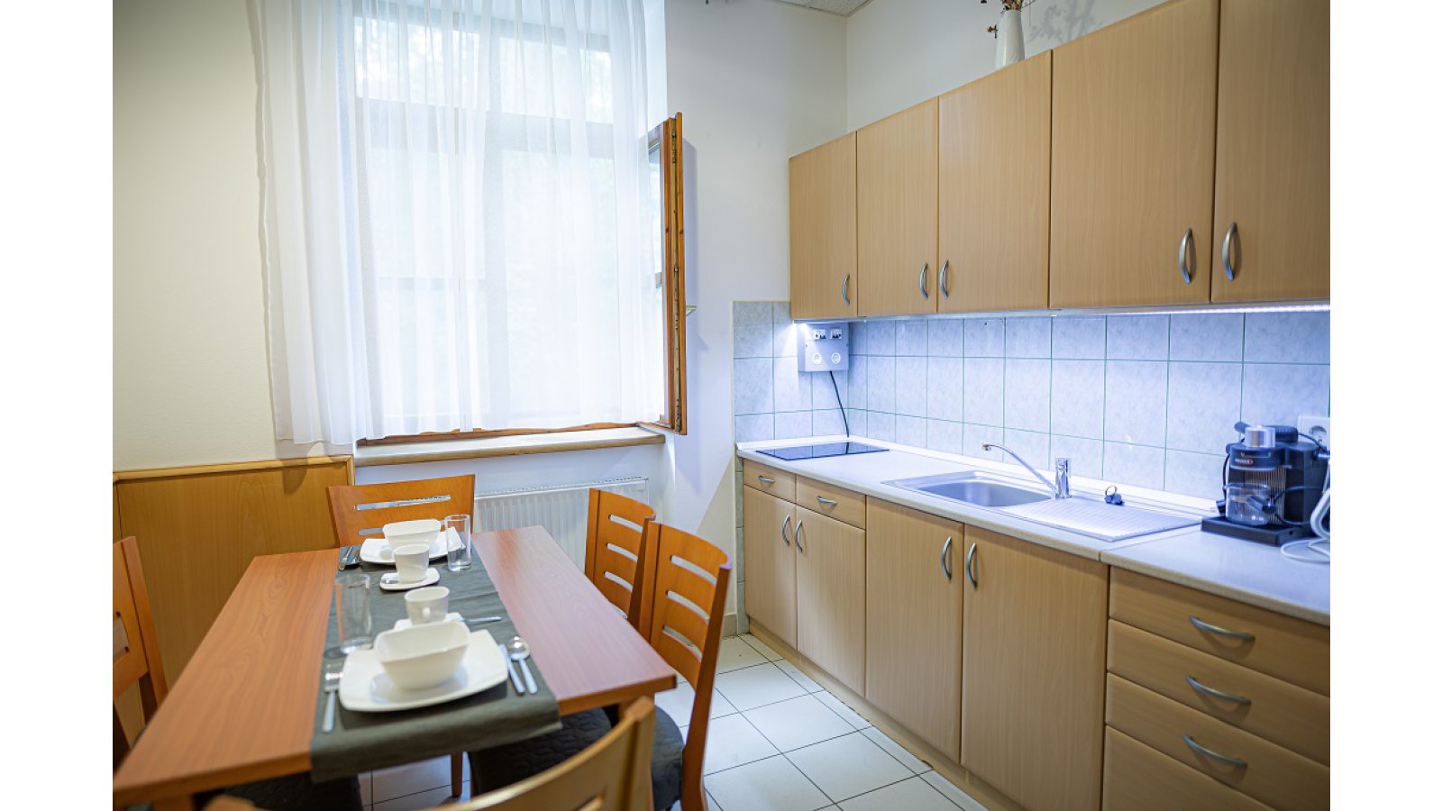 4 Évszak Hegyihotel