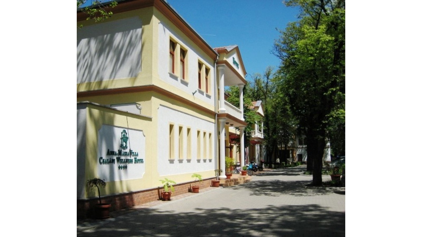 Anna-Mária Villa