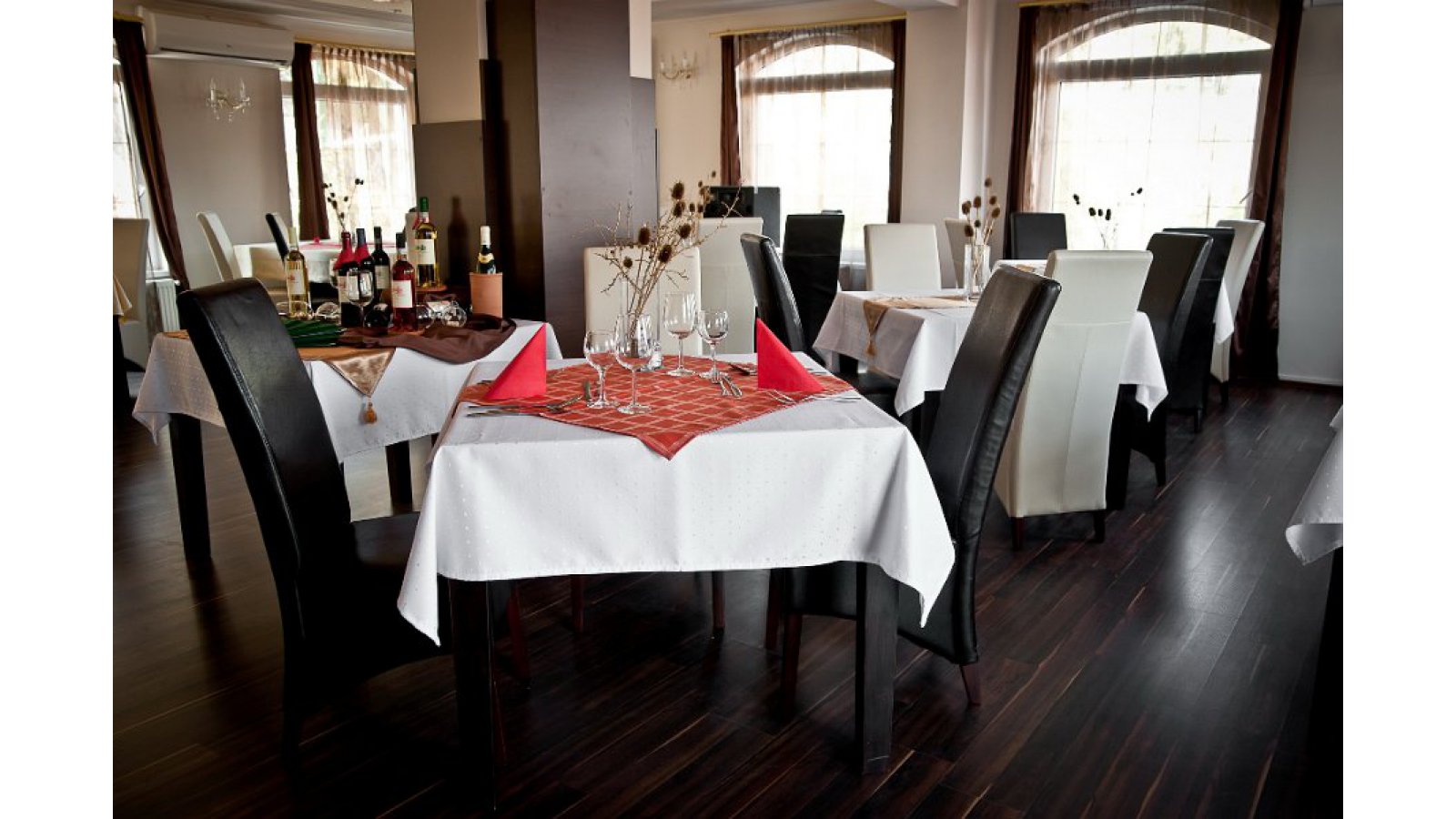 Hotel Experience Wellness és Konferencia Élményszálloda