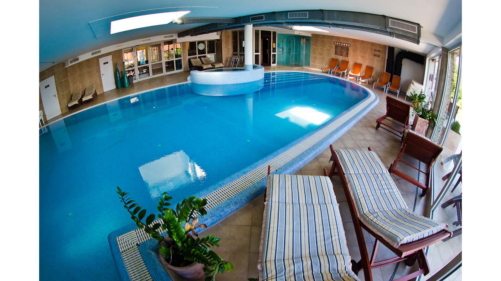 Echo Residence All Suite Hotel