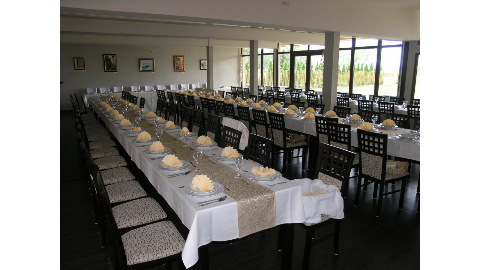 Balaton Hotel & Restaurant