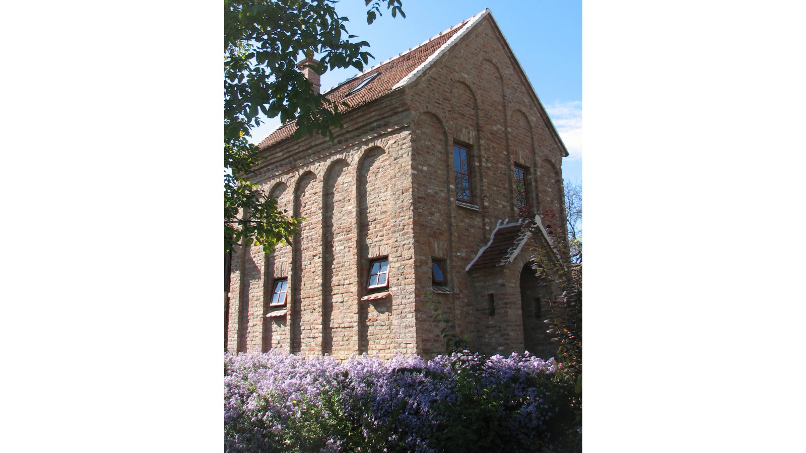 Cserépmadár szállás és Csinyálóház