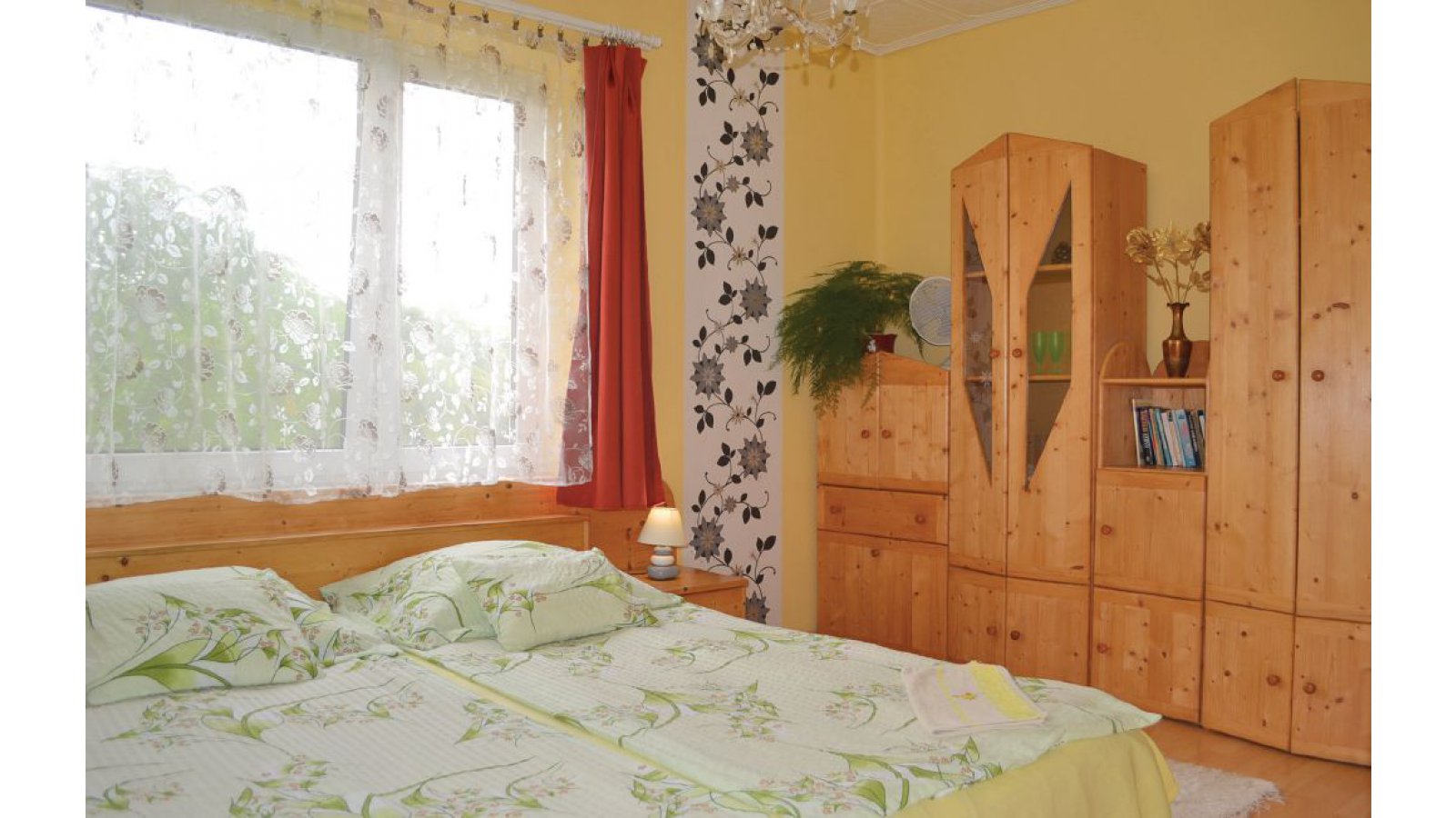 Liget Nyaralóház és Apartman Liget