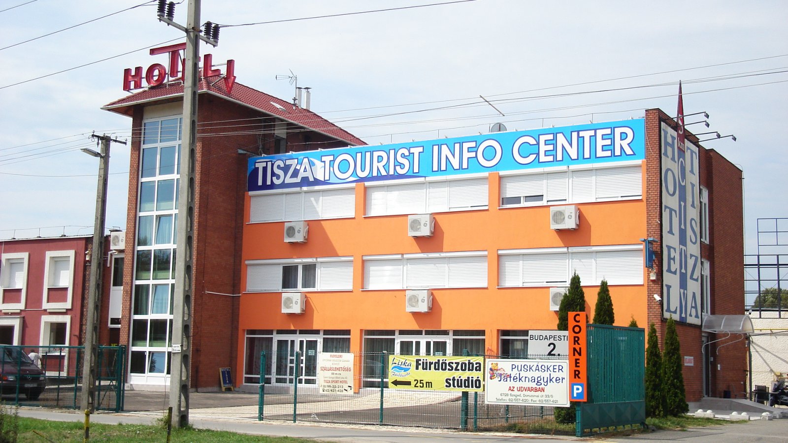 Tisza Corner Hotel