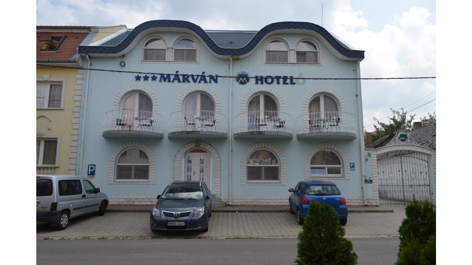 Márvány Hotel