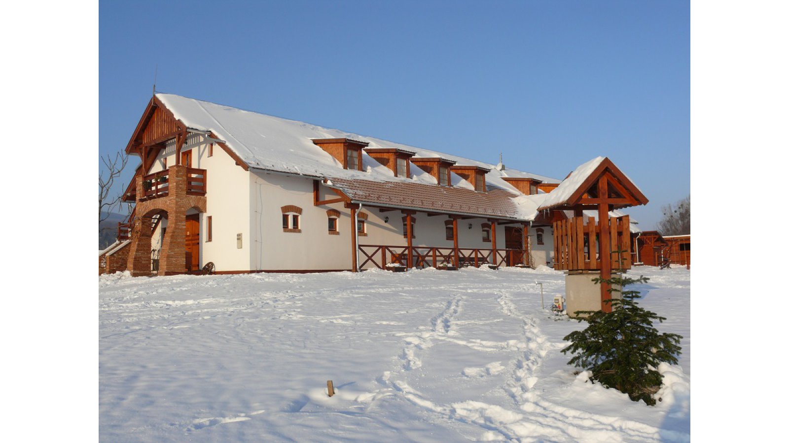 Equital Lovasudvar és Wellness Panzió