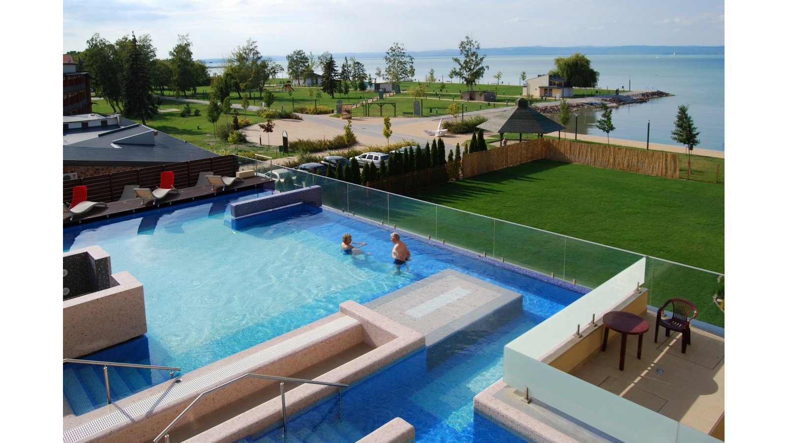 Balaton Hotel & Restaurant