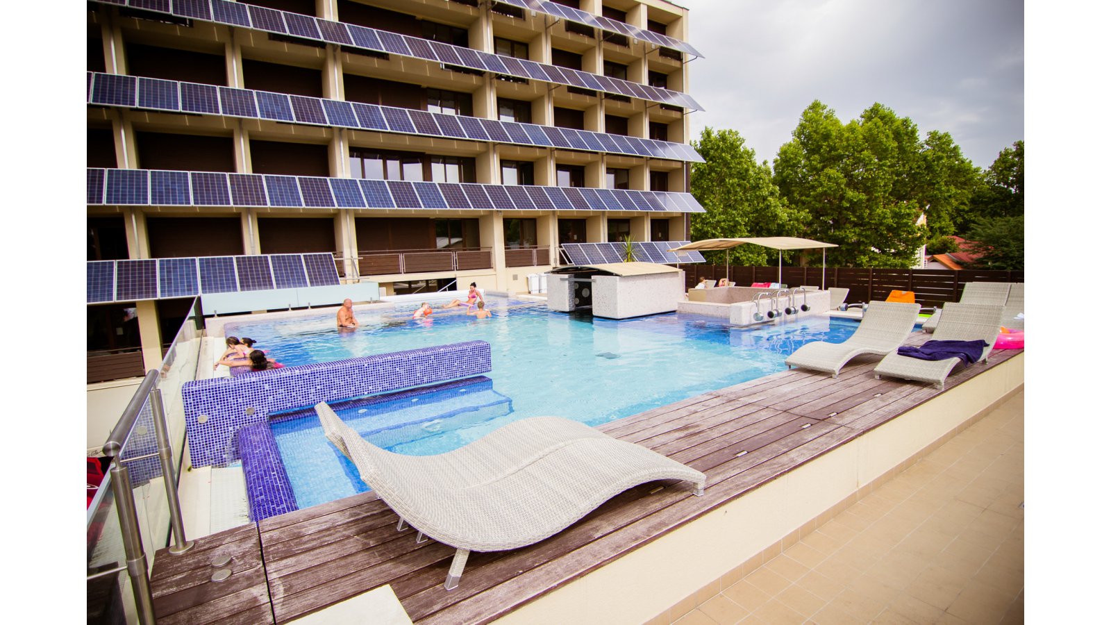 Balaton Hotel & Restaurant