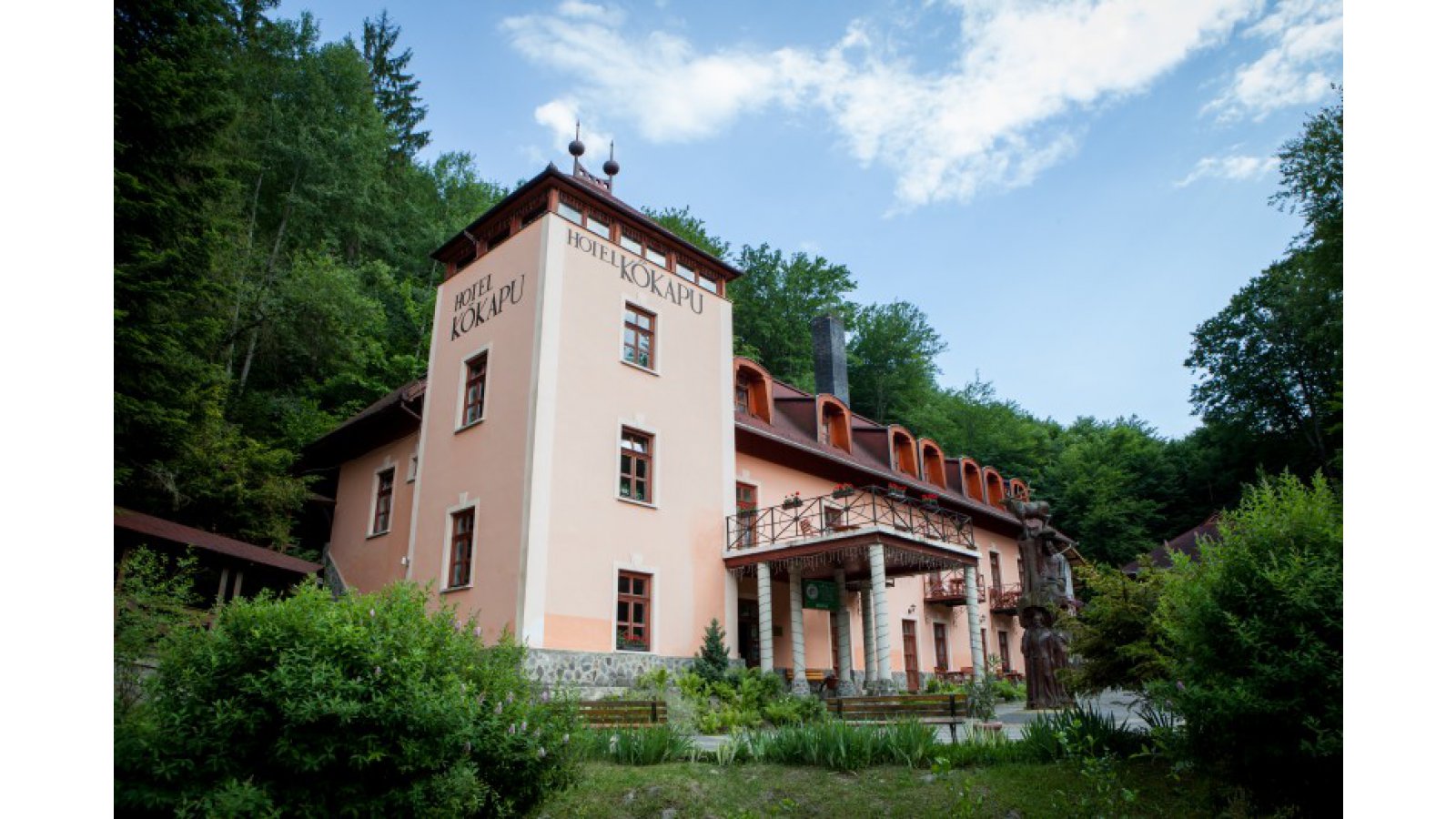 Kőkapu Vadászkastély és Hotel